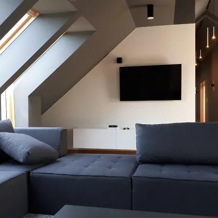 Luxury Family With Lägenhet